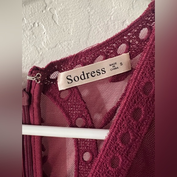 Boho Sodress burgundy Maroon Deep V Neck Short Sleeve Lace Maxi Dress Re… - Picture 4 of 4